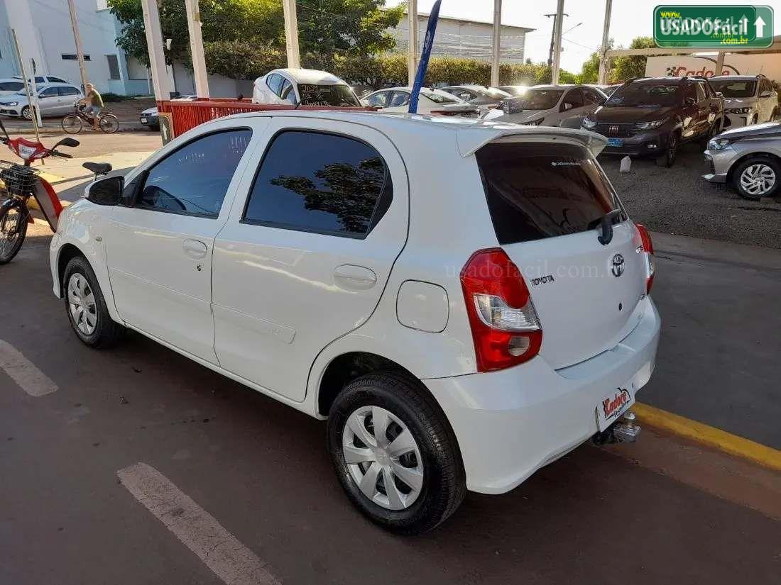 TOYOTA Etios Hatch X 1.3 Mecânico Flex 2017/2018 — foto 6 de 15