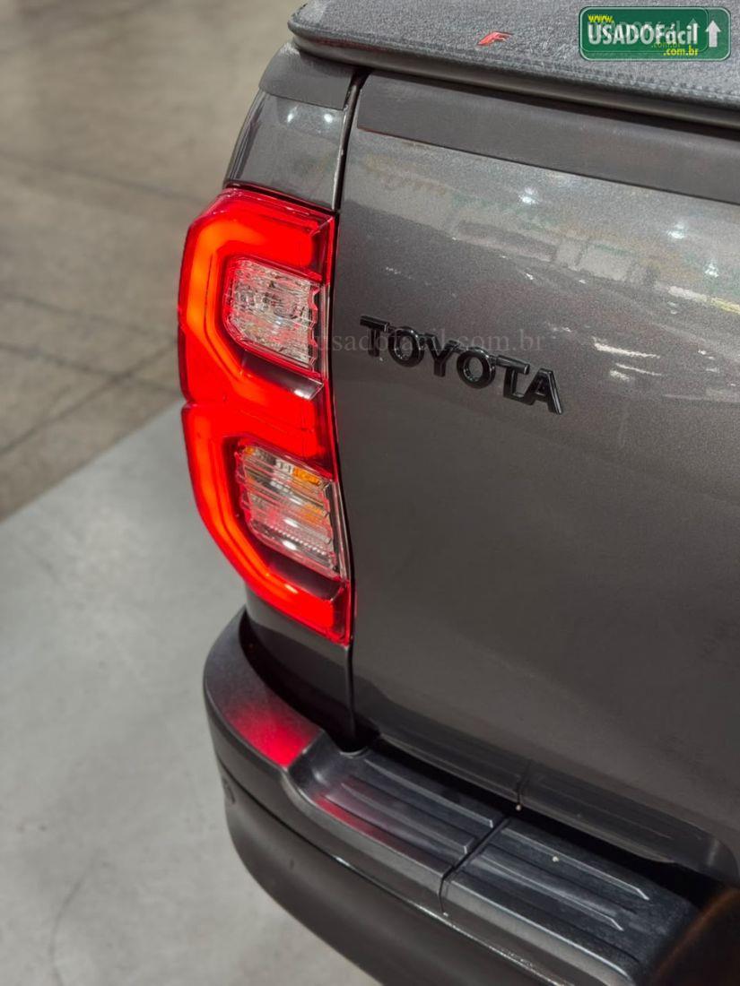 TOYOTA Hilux SW4 GRS 2.8 4x4 Turbo Automático Diesel 2023/2024 — foto 13 de 21