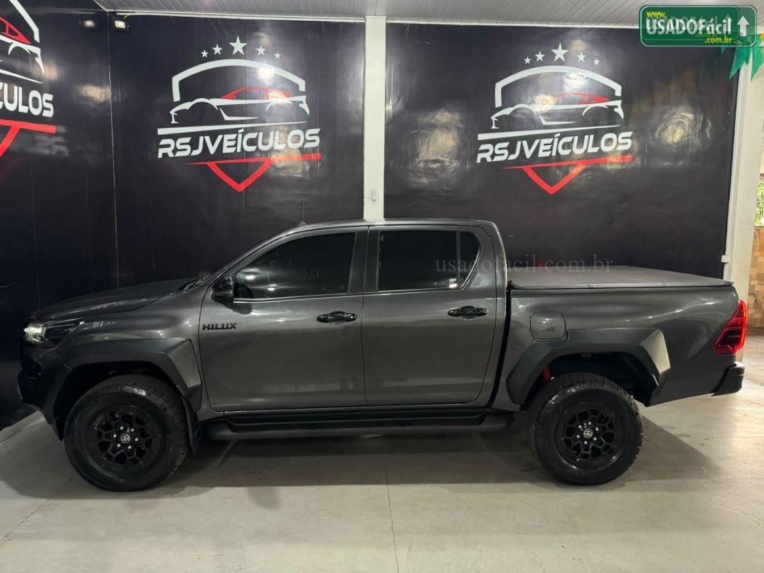 TOYOTA Hilux SW4 GRS 2.8 4x4 Turbo Automático Diesel 2023/2024 — foto 6 de 21