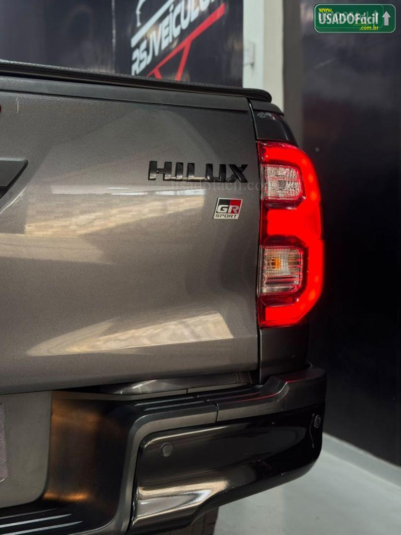 TOYOTA Hilux SW4 GRS 2.8 4x4 Turbo Automático Diesel 2023/2024 — foto 10 de 21