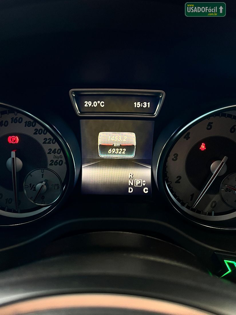 Mercedes-Benz GLA 200 Advance 1.6 Turbo Automático Flex 2015/2016 — foto 5 de 10