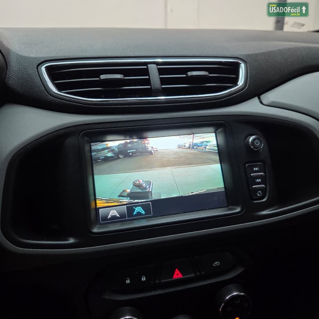 CHEVROLET/GM Onix Hatch LT 1.0 Mecânico Flex 2018/2019 — foto 18 de 22