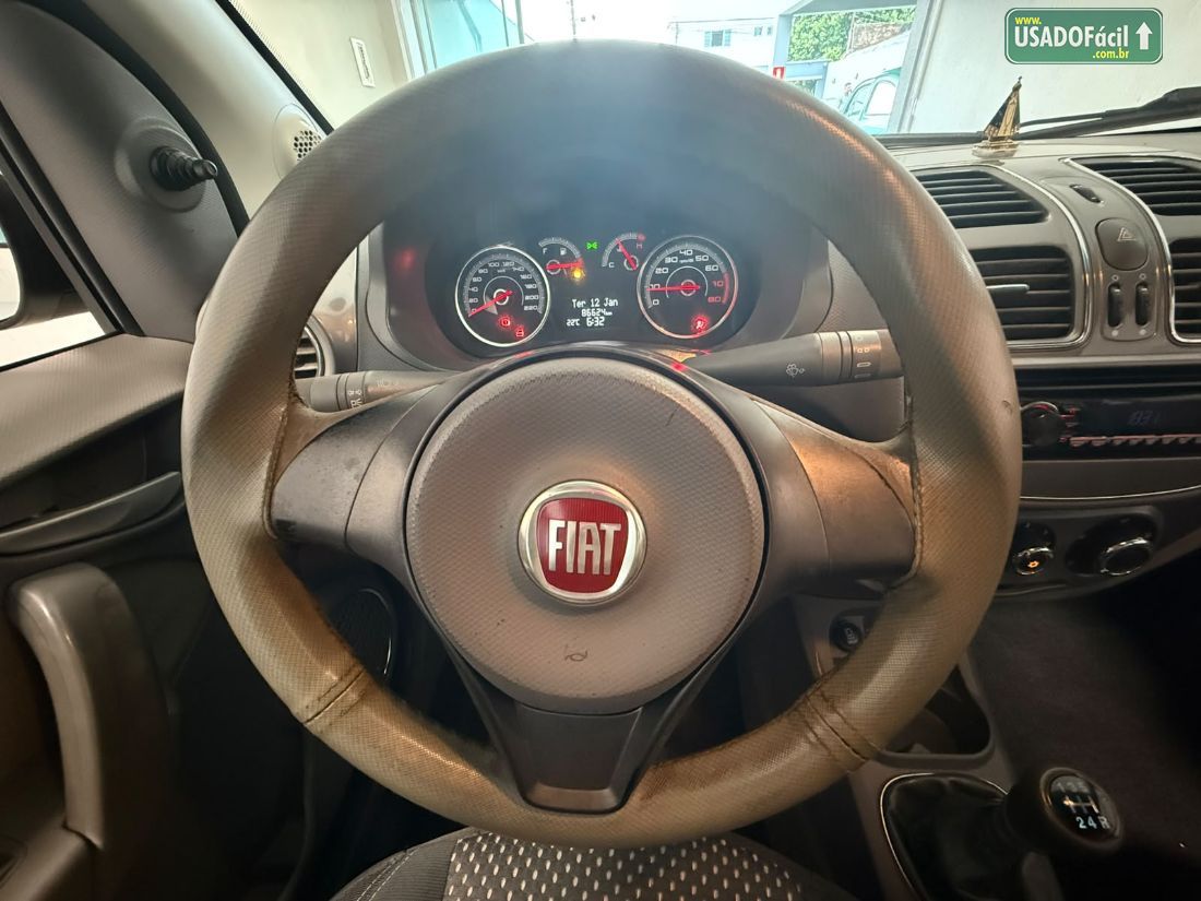 Fiat Grand Siena Essence 1.6 Flex 2015/2015 — foto 9 de 19