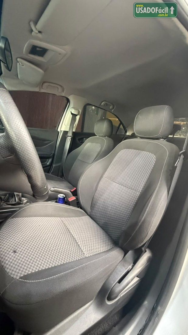 CHEVROLET/GM Prisma Sedan LT 1.0 FlexPower 2014/2015 — foto 4 de 9