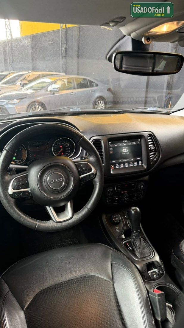 Jeep Compass Limited 2.0 4x4 Automático Diesel 2017/2018 — foto 6 de 9