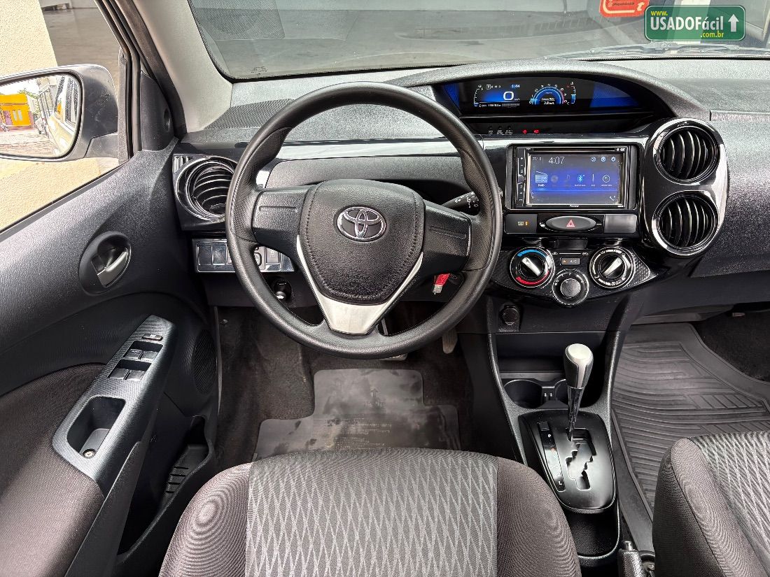 TOYOTA Etios HB X 1.3 Automático Flex 2018/2019 — foto 11 de 21