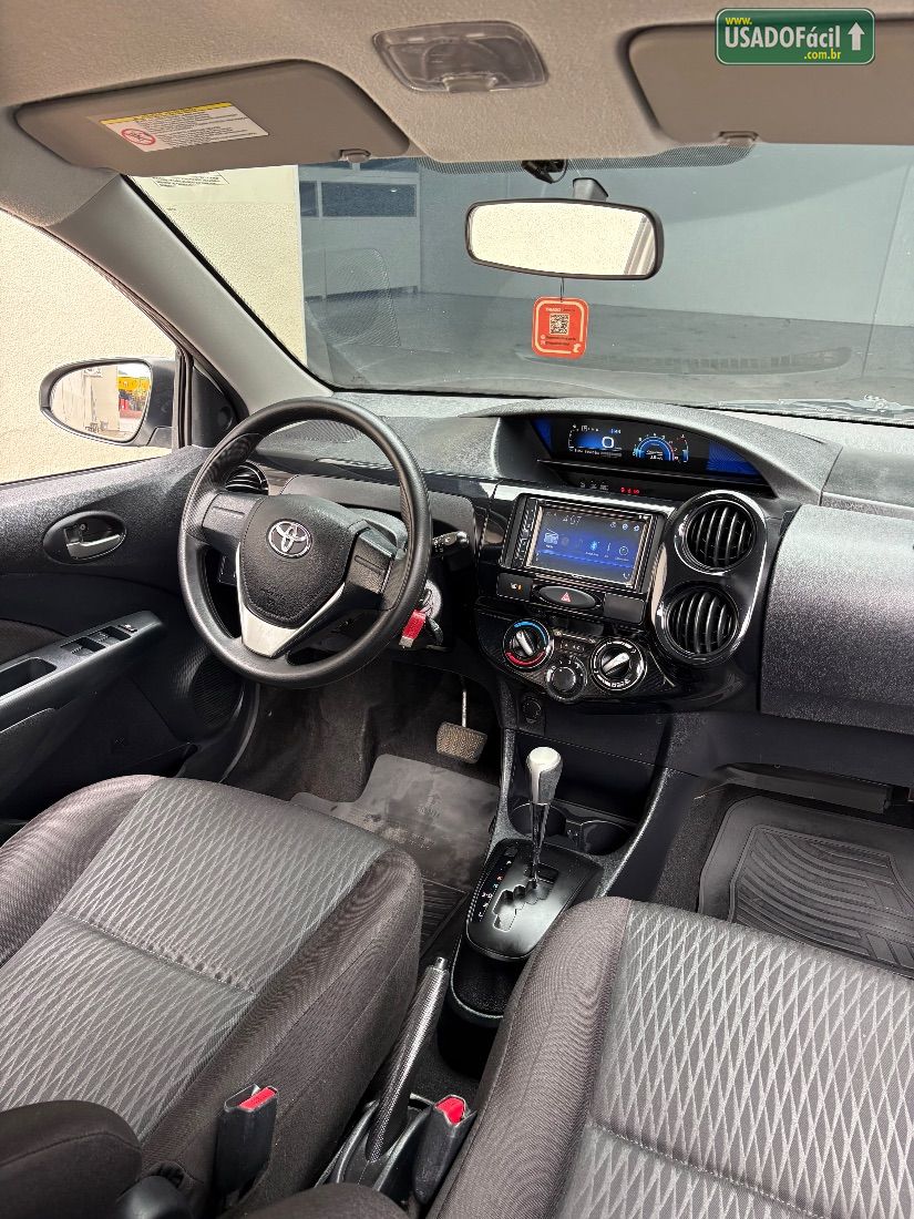 TOYOTA Etios HB X 1.3 Automático Flex 2018/2019 — foto 13 de 21