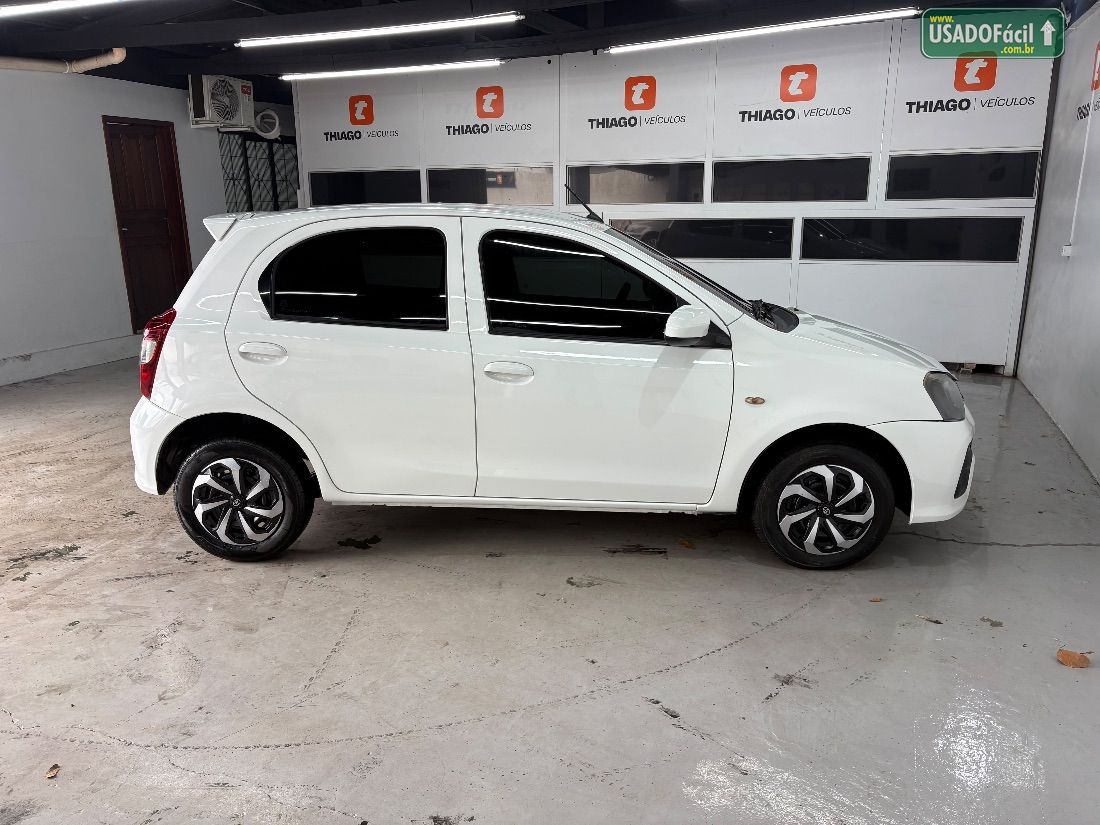 TOYOTA Etios HB X 1.3 Automático Flex 2018/2019 — foto 3 de 21