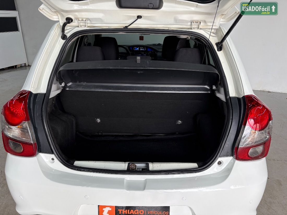 TOYOTA Etios HB X 1.3 Automático Flex 2018/2019 — foto 9 de 21
