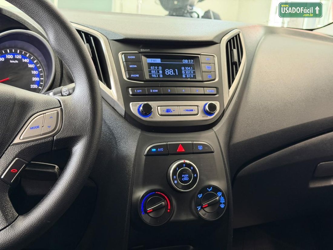 Hyundai HB20 Hatch Comfort 1.0 Flex 2017/2018 — foto 7 de 10