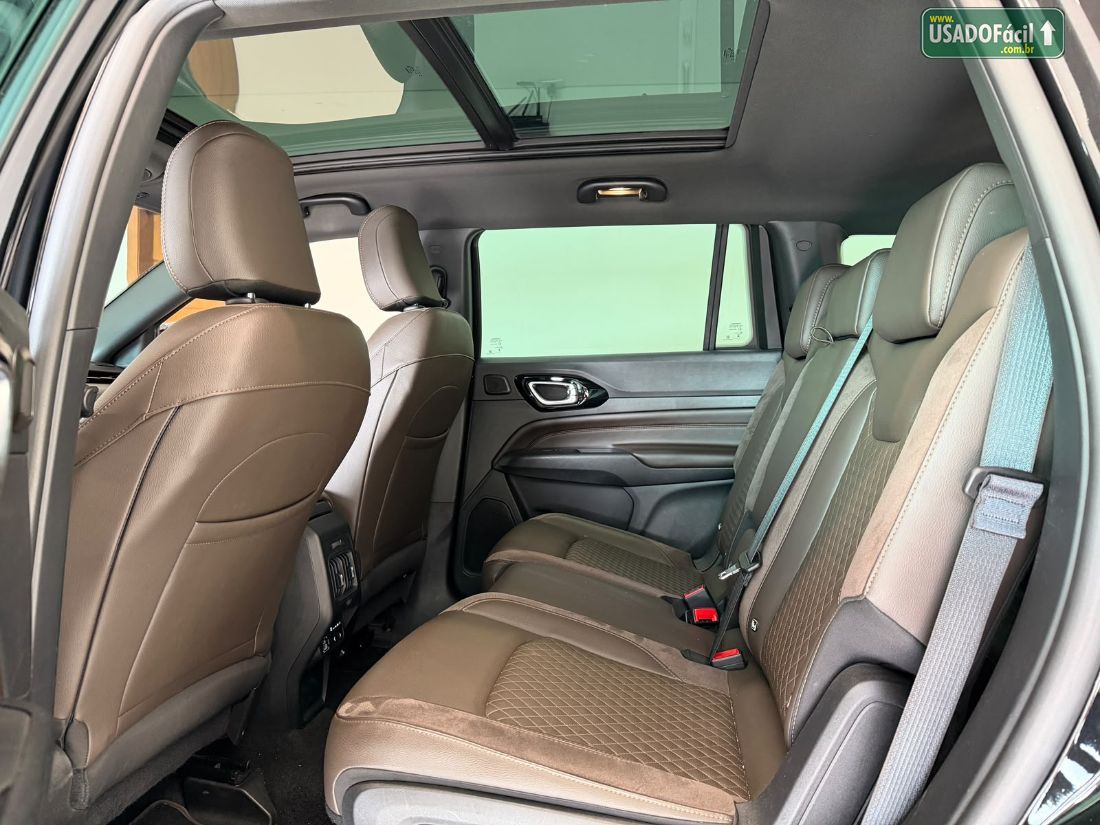 Jeep Commander Overland T270 1.3 Turbo Automático Flex 2024/2025 — foto 13 de 17