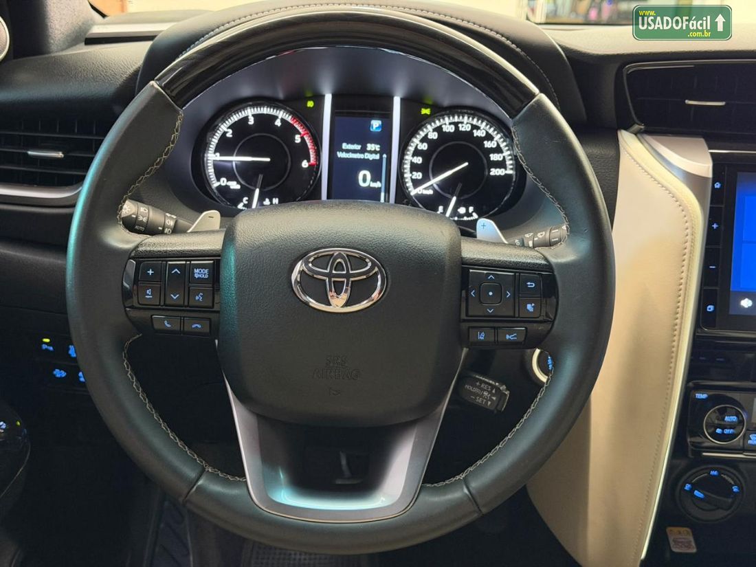 Toyota Hilux SW4 Diamond 2.8 4x4 Turbo Automático Diesel 2023/2024 — foto 7 de 15