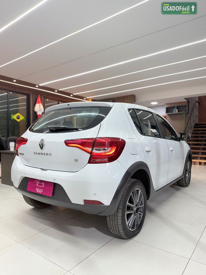 Renault Sandero Intense 1.6 Automático Flex 5P 2019/2020 — foto 2 de 13