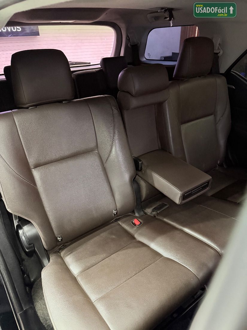 Toyota Hilux SW4 SRX 2.8 4x4 TDI Automático Diesel 2017/2017 — foto 13 de 14