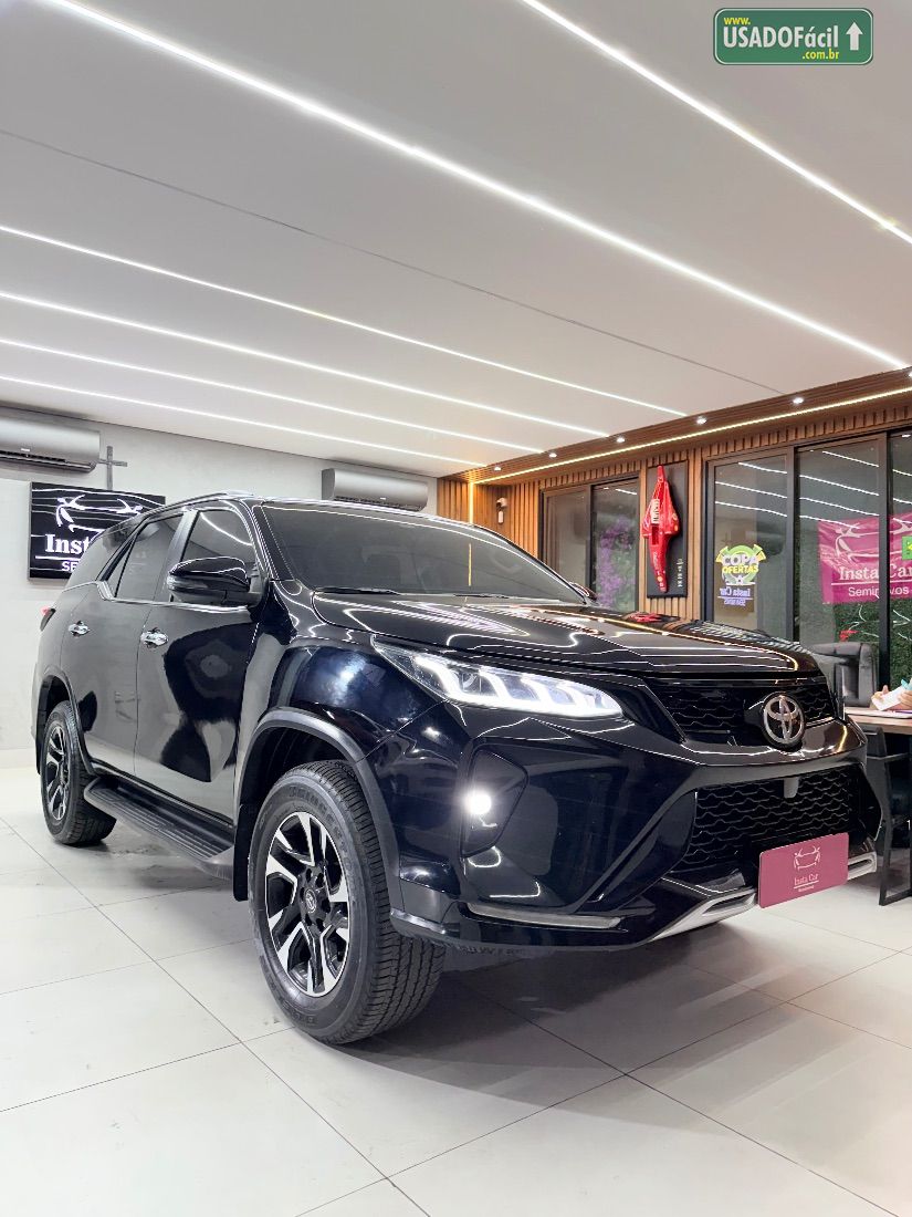Toyota Hilux SW4 SRX 2.8 4x4 TDI Automático Diesel 2017/2017 — foto 3 de 14