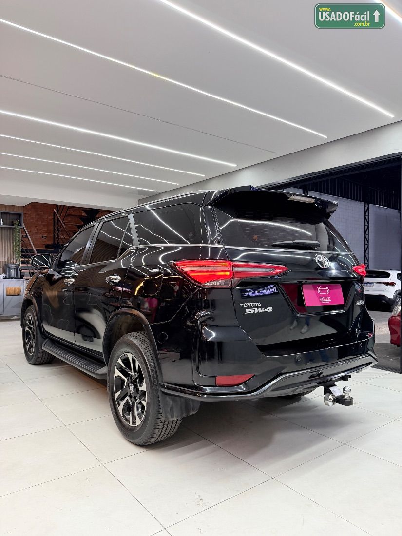 Toyota Hilux SW4 SRX 2.8 4x4 TDI Automático Diesel 2017/2017 — foto 7 de 14