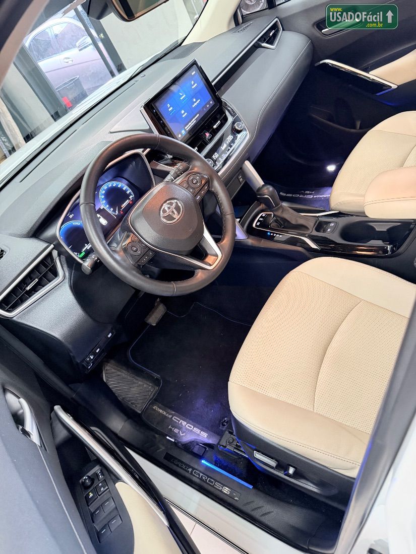 Toyota Corolla Cross XRX 1.8 Automático Híbrido 2024/2025 — foto 12 de 12