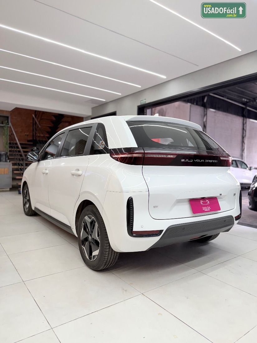 BYD BYD D1 EV Elétrico 2022/2023 — foto 12 de 18
