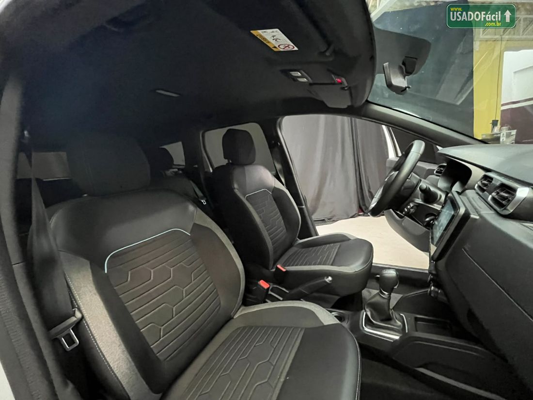 Renault Duster Intense 1.6 Automático Hi-Flex 2023/2024 — foto 16 de 17