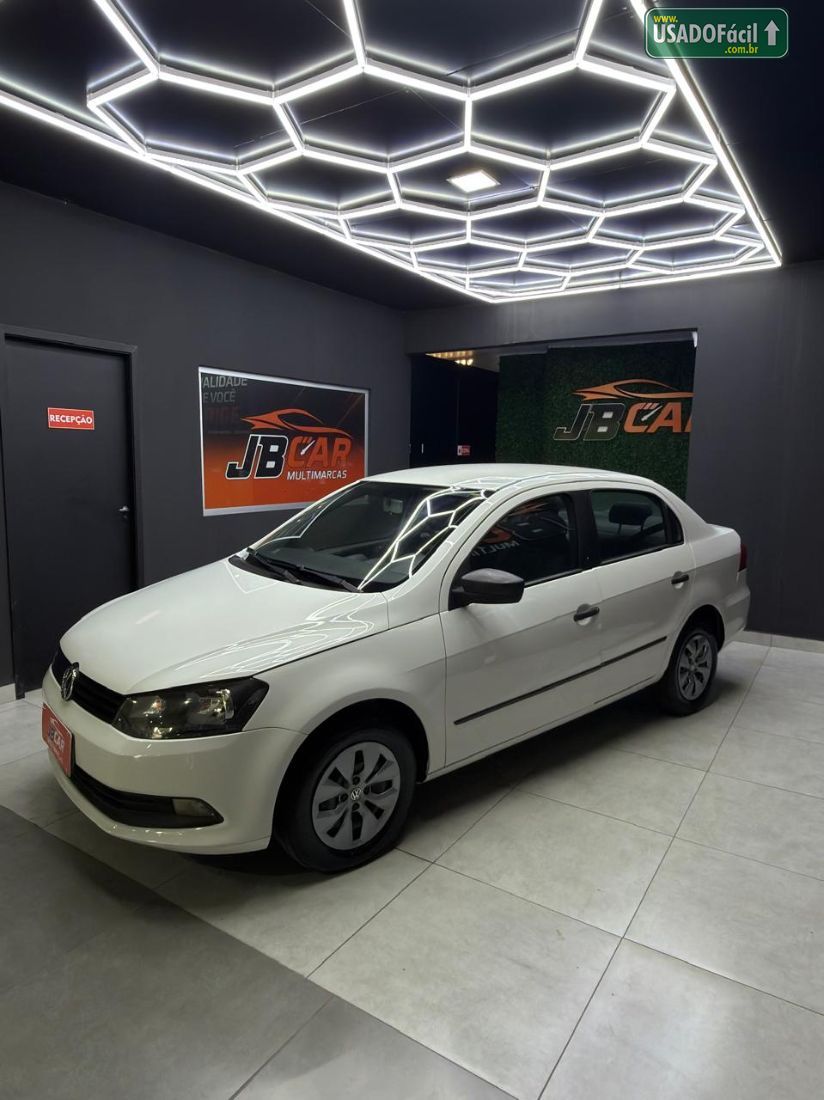 Volkswagen Voyage City 1.6 Mi Total Flex 2014/2014 — foto 2 de 8