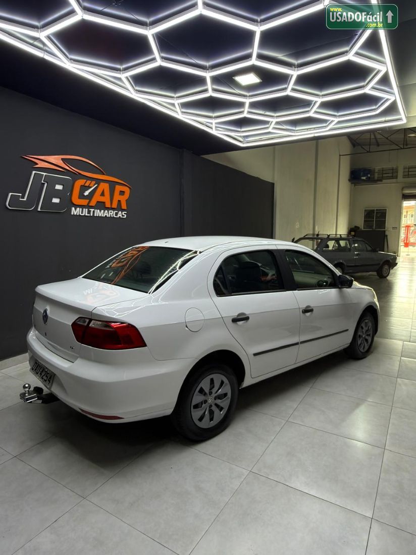 Volkswagen Voyage City 1.6 Mi Total Flex 2014/2014 — foto 4 de 8