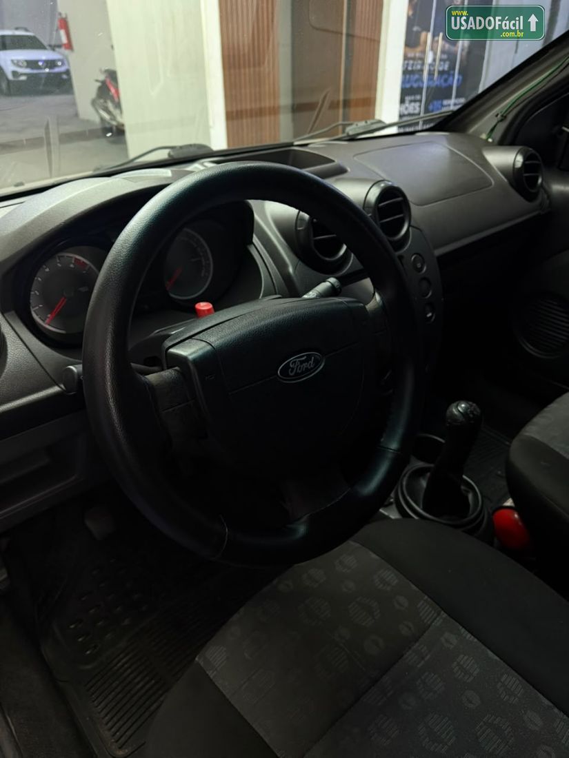 Ford Fiesta Hatch 1.0 5P Flex 2010/2011 — foto 11 de 16