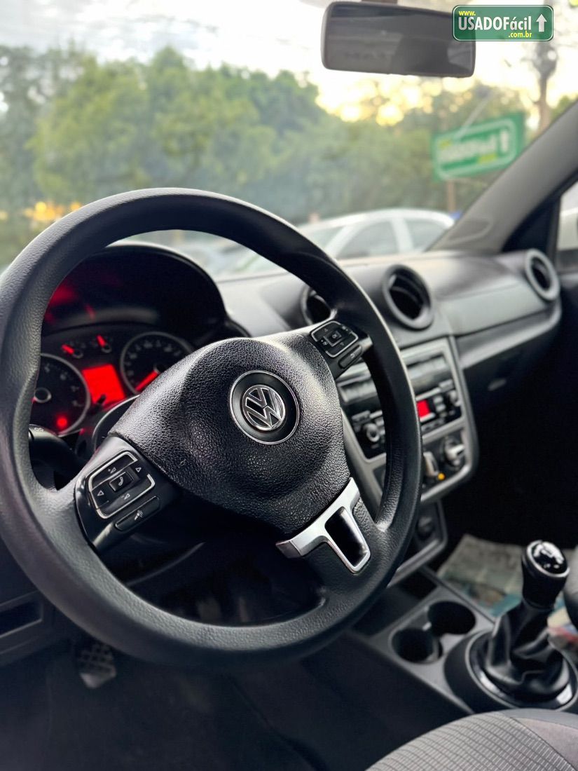 Volkswagen Voyage Trend 1.6 Total Flex 2013/2014 — foto 10 de 10
