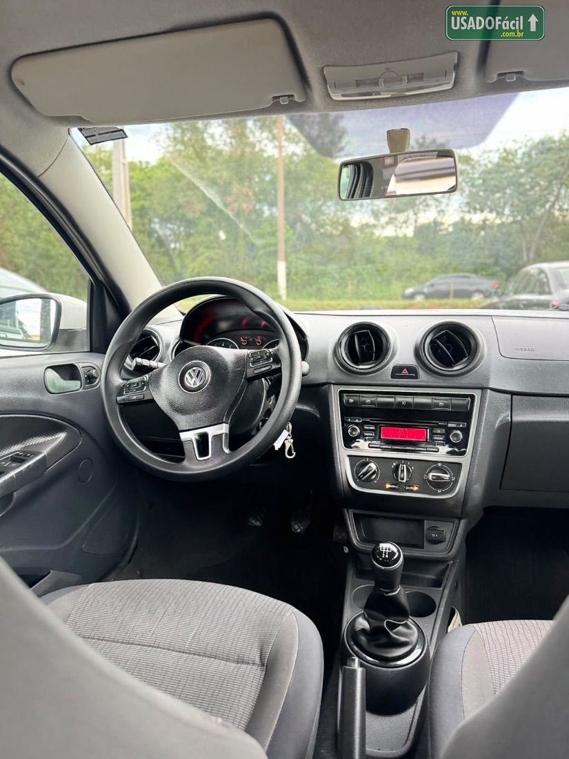Volkswagen Voyage Trend 1.6 Total Flex 2013/2014 — foto 7 de 10
