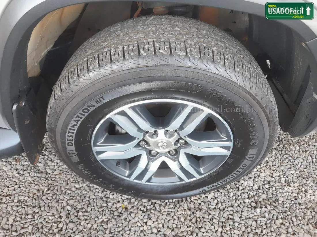 TOYOTA Hilux SW4 SRV 4x2 2.7 Automático Flex 2018/2019 — foto 16 de 18