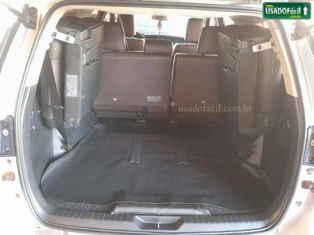 TOYOTA Hilux SW4 SRV 4x2 2.7 Automático Flex 2018/2019 — foto 17 de 18