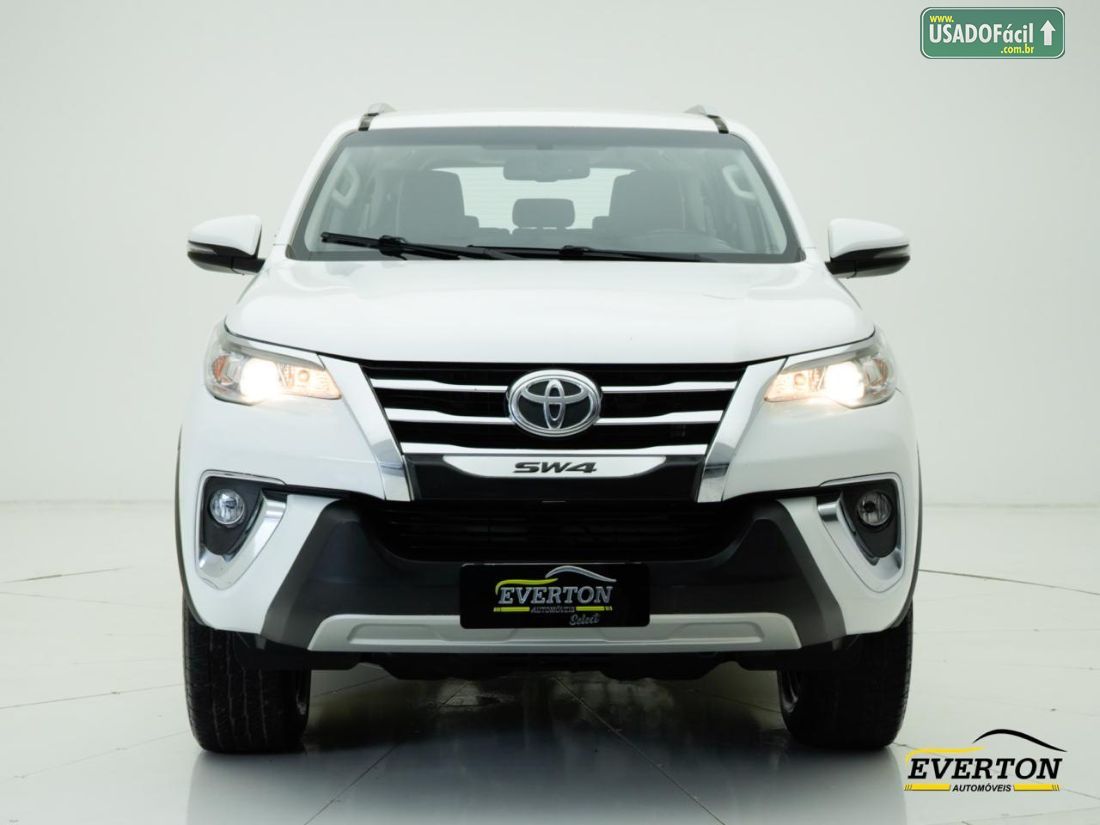 Toyota Hilux SW4 SRV 4x2 2.7 Automático Flex 2019/2019 — foto 2 de 21