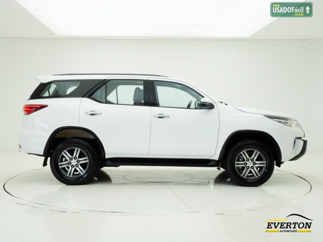 Toyota Hilux SW4 SRV 4x2 2.7 Automático Flex 2019/2019 — foto 4 de 21