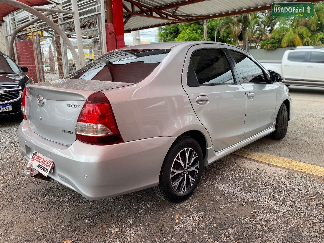 Toyota Etios Sedan Platinum 1.5 Automático Flex 2018/2018 — foto 3 de 11