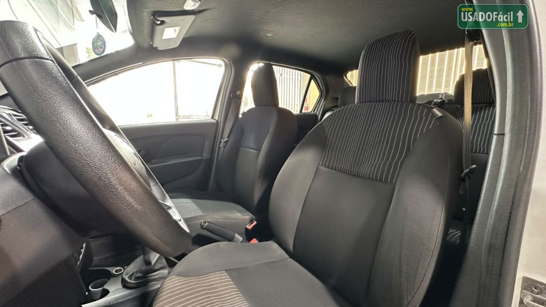 Renault Logan Life 1.0 Mecânico Flex 2020/2021 — foto 9 de 24