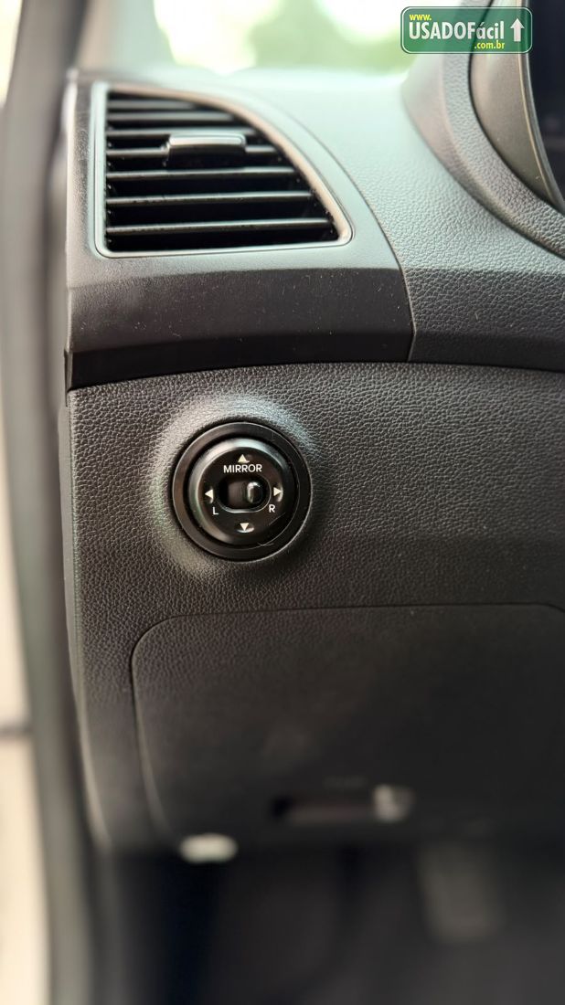 Hyundai HB20 Hatch Copa do Mundo 1.0 Mecânico Flex 2018/2019 — foto 10 de 11