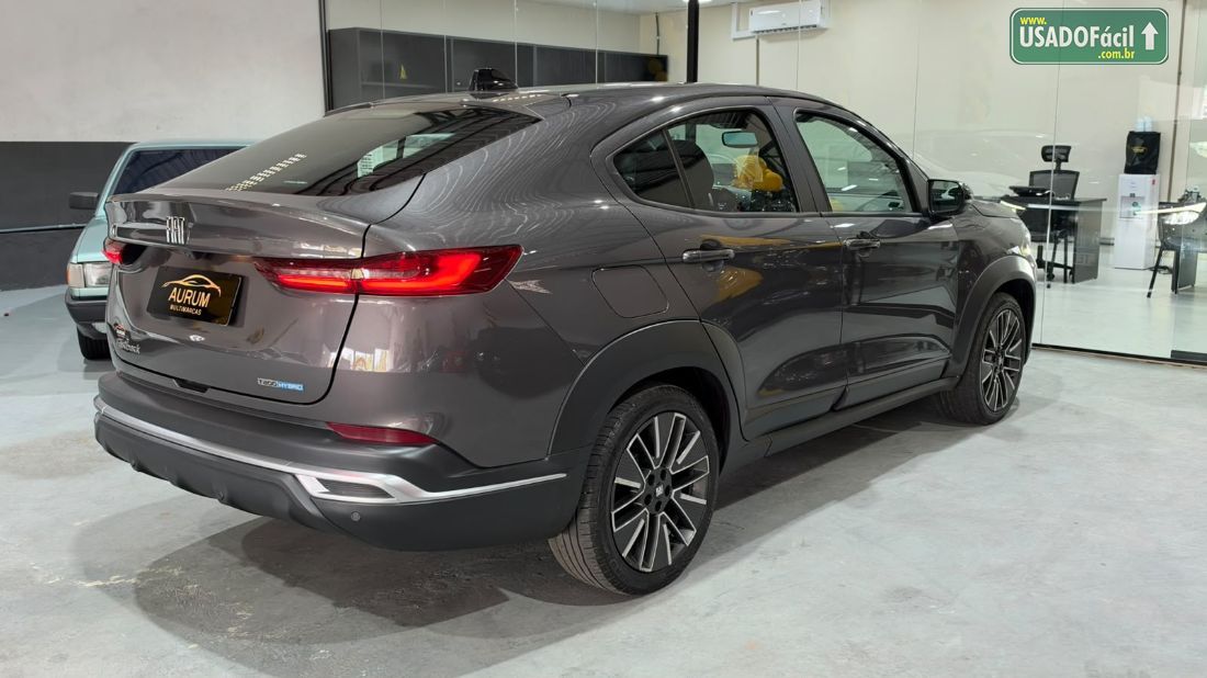 Fiat Fastback Audace 200 Turbo Automático Híbri­do 2025/2026 — foto 12 de 15