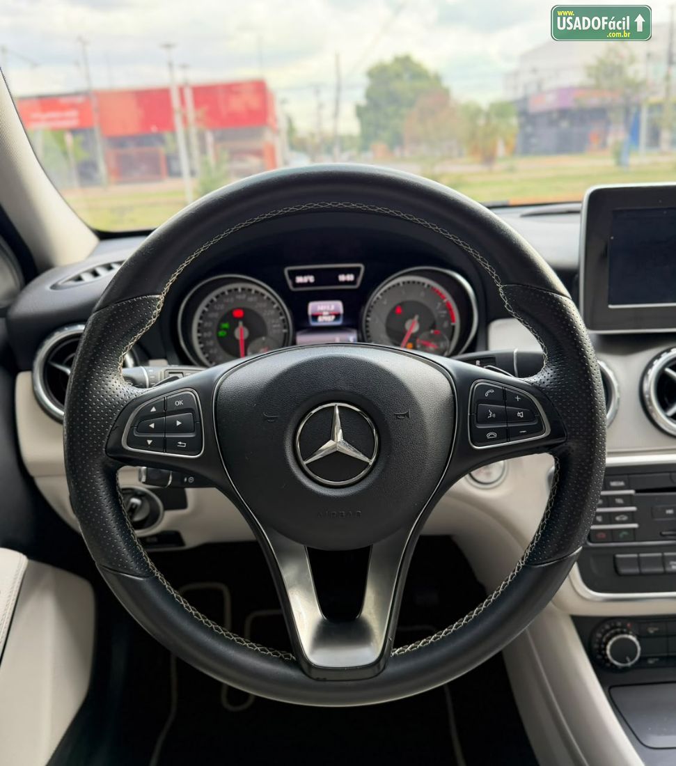 Mercedes-Benz GLA 200 Advance 1.6 Automático Flex 2017/2017 — foto 11 de 14