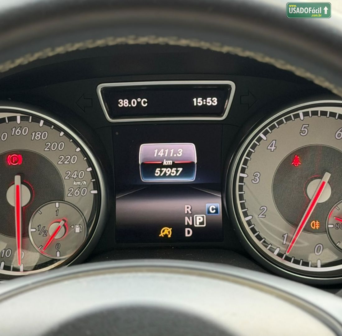 Mercedes-Benz GLA 200 Advance 1.6 Automático Flex 2017/2017 — foto 12 de 14