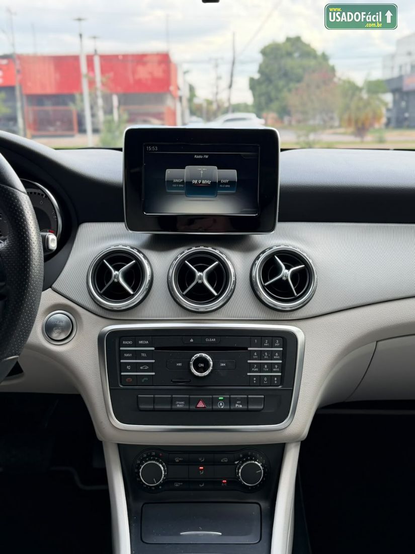 Mercedes-Benz GLA 200 Advance 1.6 Automático Flex 2017/2017 — foto 14 de 14