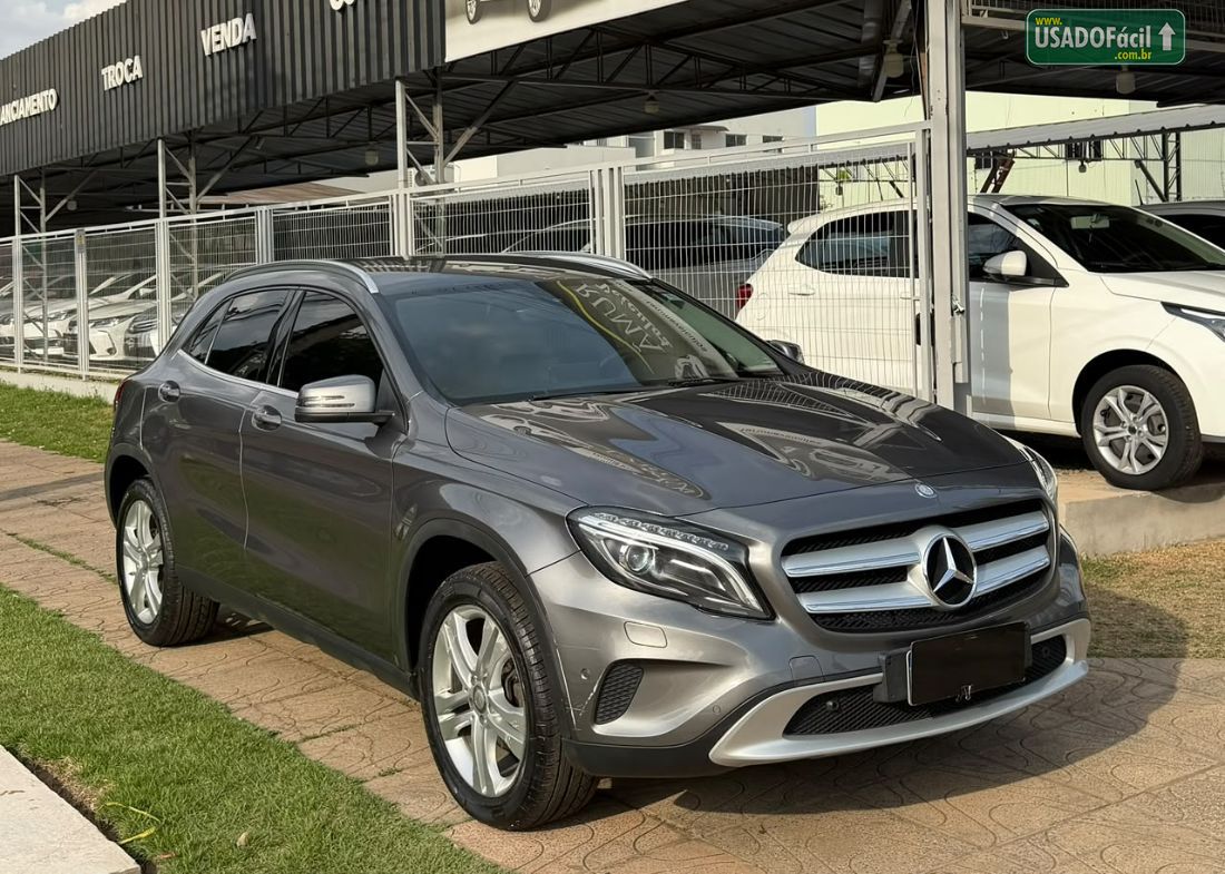 Mercedes-Benz GLA 200 Advance 1.6 Automático Flex 2017/2017 — foto 3 de 14