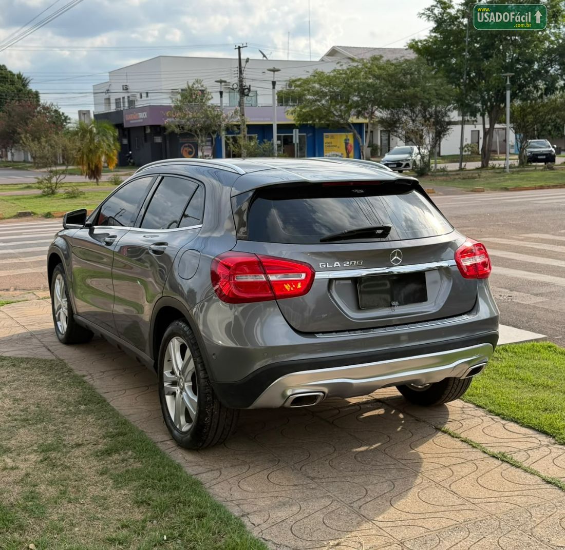 Mercedes-Benz GLA 200 Advance 1.6 Automático Flex 2017/2017 — foto 6 de 14