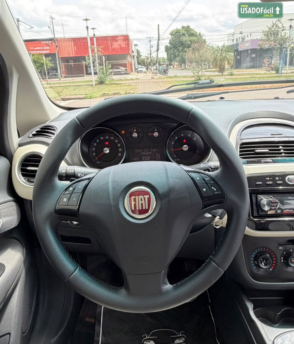 Fiat Punto Essence Dualogic 1.6 Flex 5P 2014/2014 — foto 10 de 14