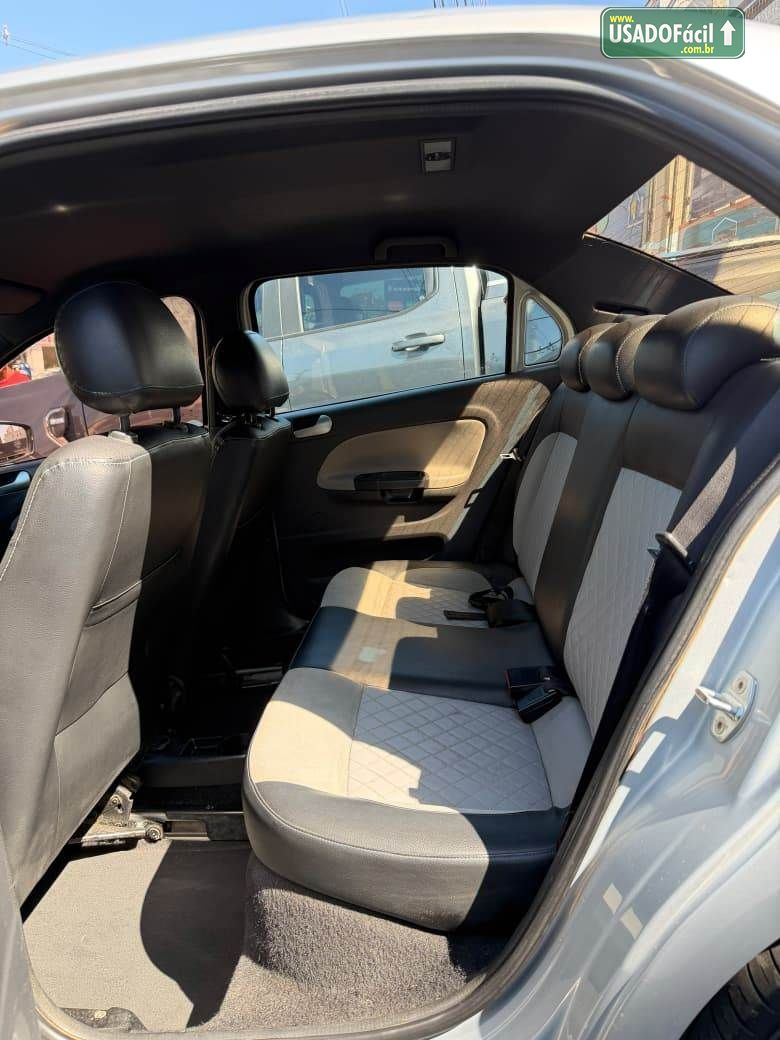 Volkswagen Voyage Evidence 1.6 Total Flex 2014/2015 — foto 11 de 17