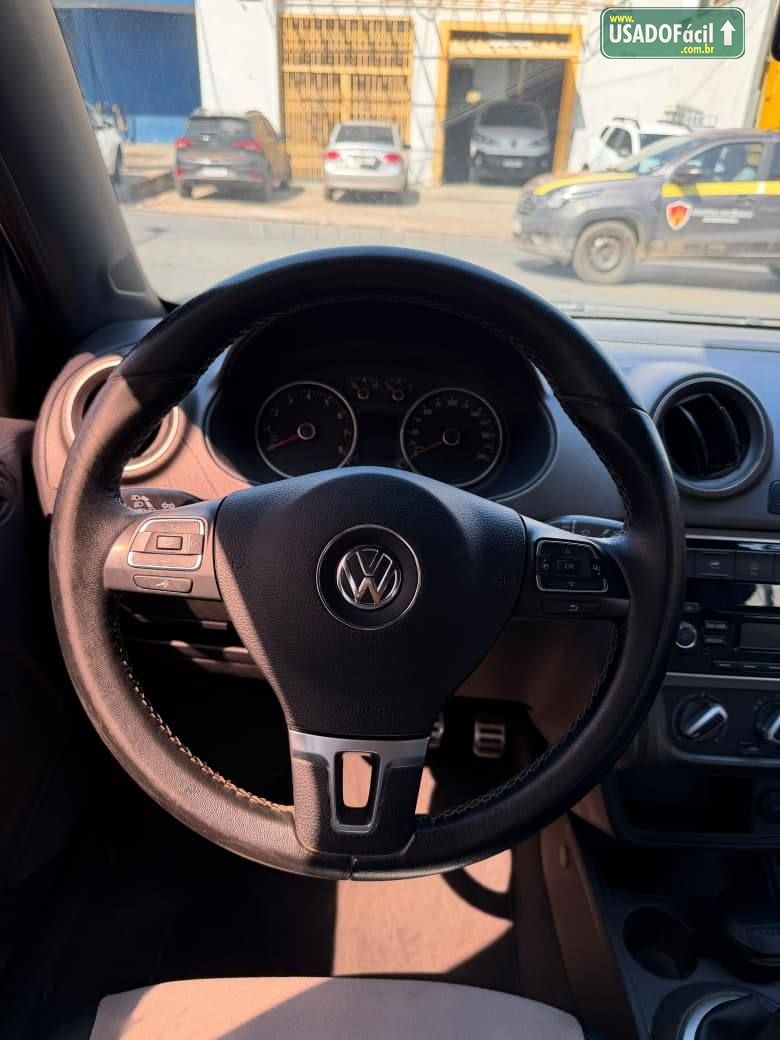 Volkswagen Voyage Evidence 1.6 Total Flex 2014/2015 — foto 15 de 17