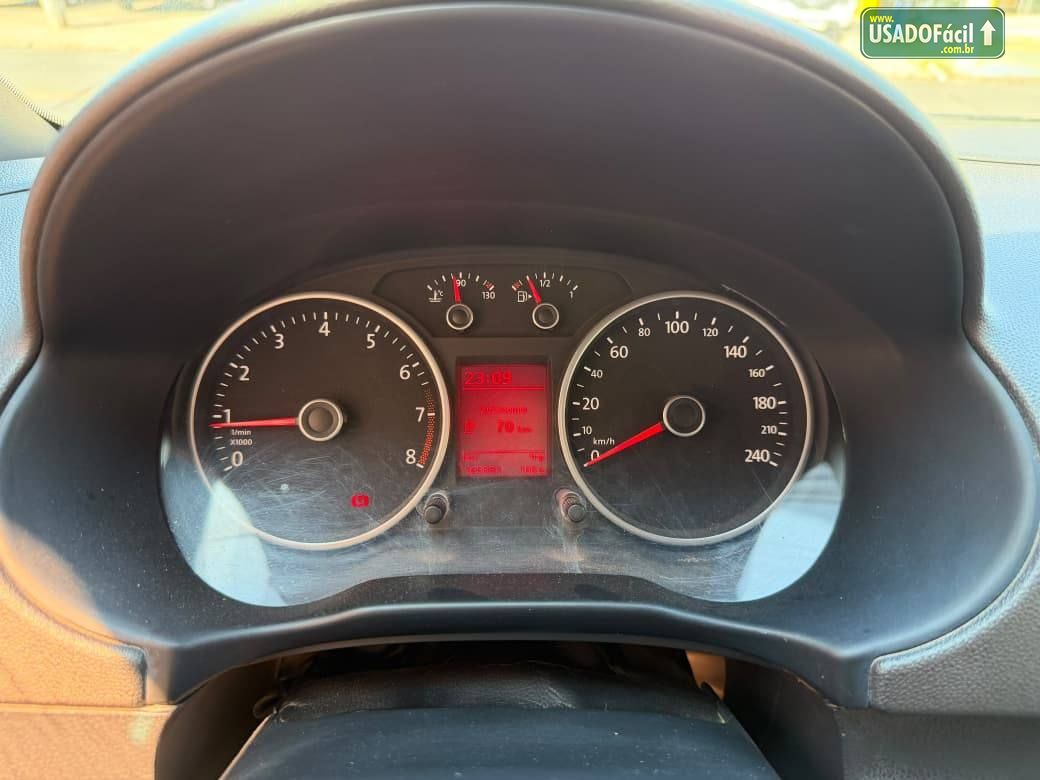 Volkswagen Voyage Evidence 1.6 Total Flex 2014/2015 — foto 16 de 17