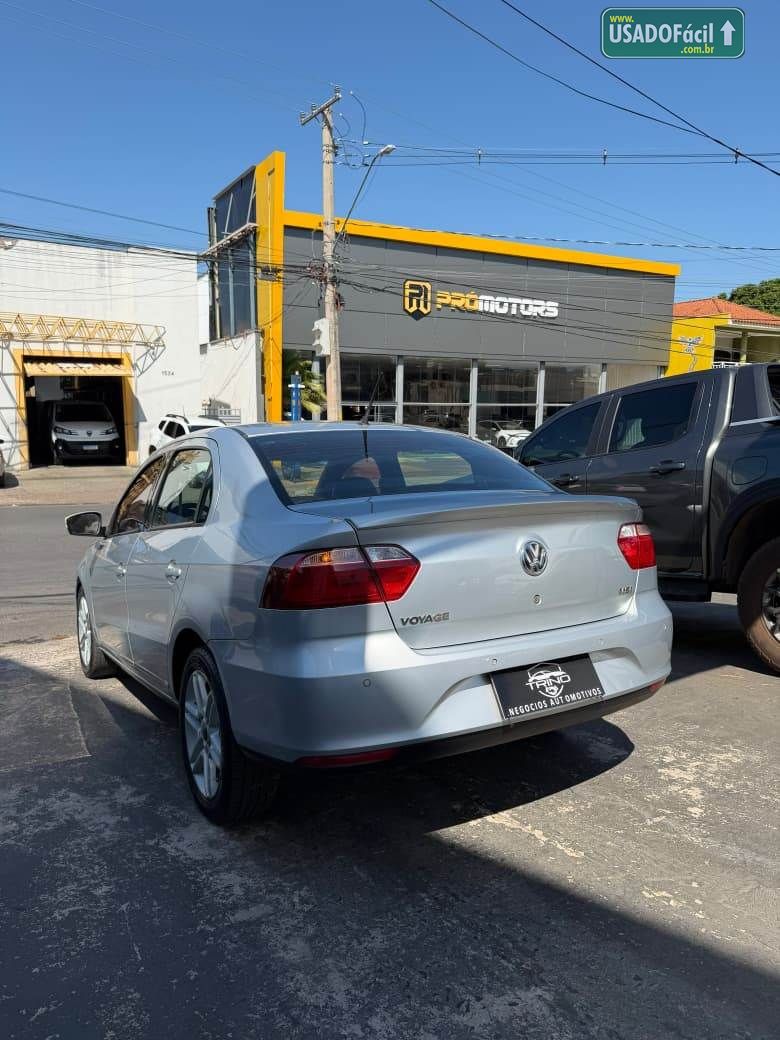 Volkswagen Voyage Evidence 1.6 Total Flex 2014/2015 — foto 4 de 17