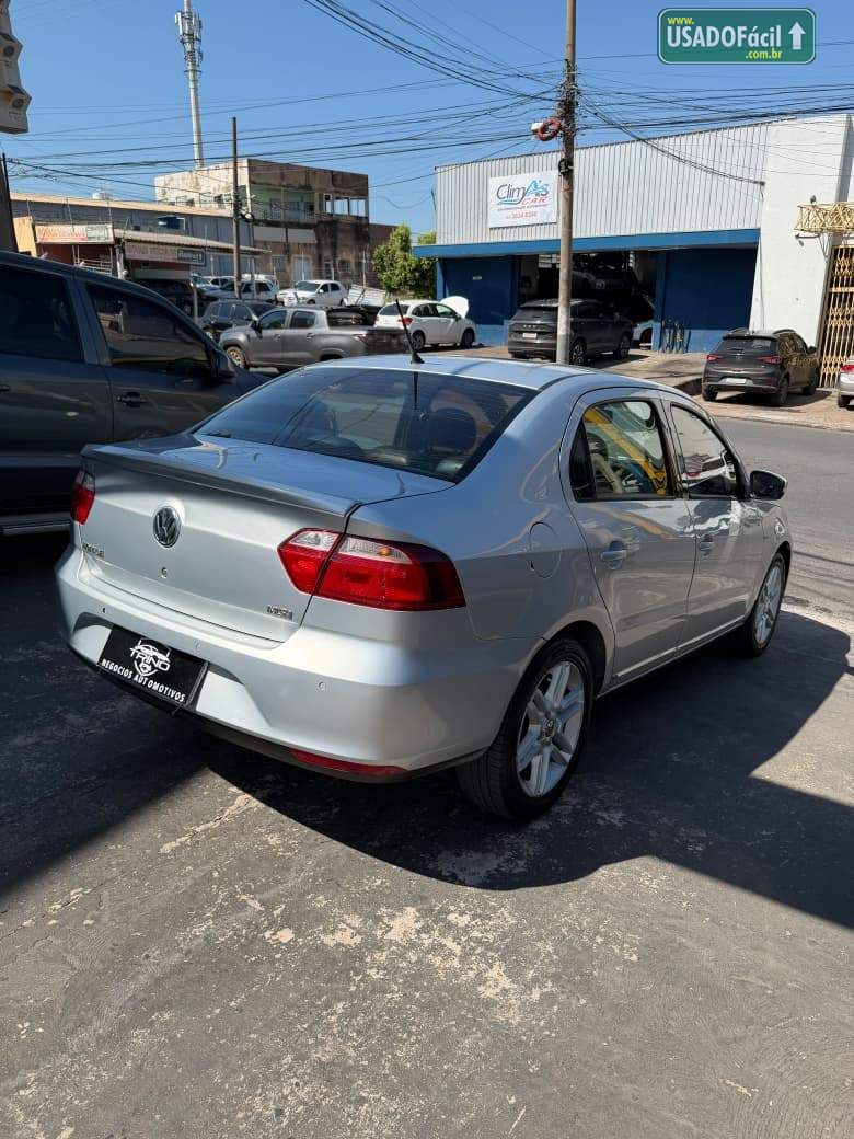 Volkswagen Voyage Evidence 1.6 Total Flex 2014/2015 — foto 6 de 17