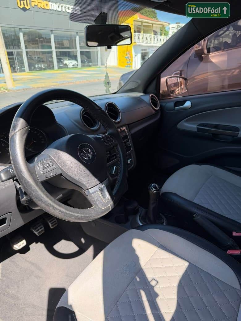 Volkswagen Voyage Evidence 1.6 Total Flex 2014/2015 — foto 9 de 17