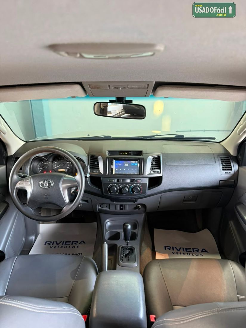 Toyota Hilux SR CD 2.7 4x2 16V Automático Flex 2014/2014 — foto 10 de 11