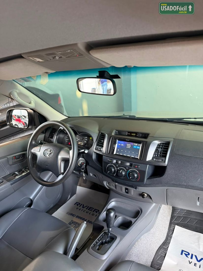 Toyota Hilux SR CD 2.7 4x2 16V Automático Flex 2014/2014 — foto 7 de 11